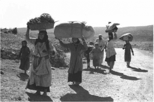 Palestinian Refugees, 1948. Source: http://www.palestineremembered.com